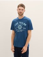 1037735-26779 Tom Tailor férfi rövid ujjú póló logó nyomtatással (éjszakai kék)