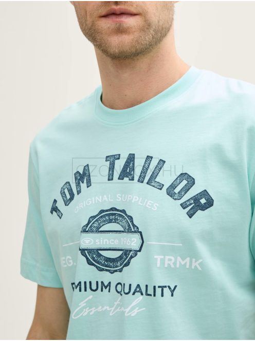 1037735-37105 Tom Tailor férfi rövid ujjú póló logó nyomtatással (élénk mentazöld)