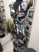232  Isabella – elegáns maxi ruha (krém-barna-kék)