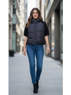   3525 SERAPHINA – fekete oversize steppelt, kötött ujjú női kabátka