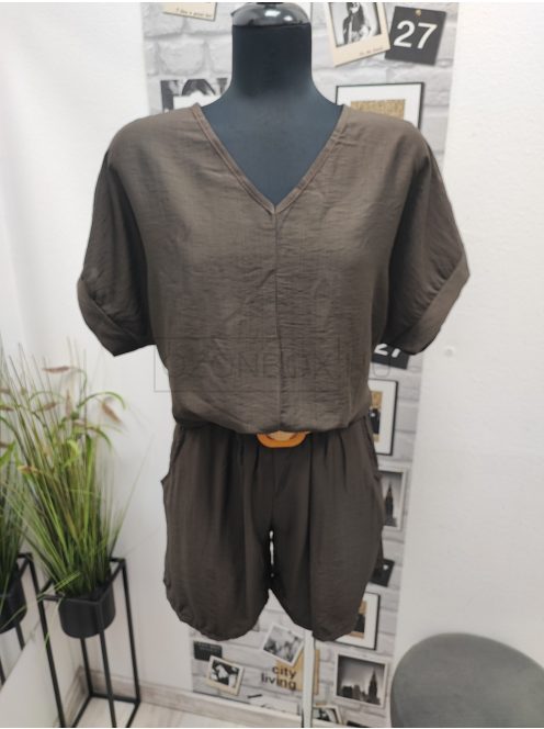 4661/63423 MONTANA CHIC – Női shortos szett rattan övvel (természetes barna)