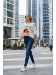   5533 Giovanna kötött felső (Papaya, Orange és Cherry mintával)