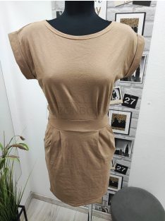6429 EMILI kerek nyakú kötős, zsebes miniruha (homok)