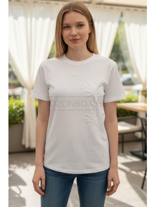 9-2335 Avelisse hímzett női felső (fehér)