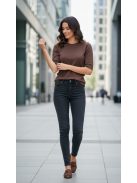 9-3001 Liora női finomkötött felső – barna