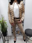 WANDA női steppelt átmeneti kabát karamell színben