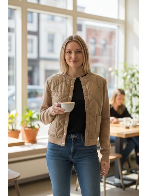 J-307 Velina Soft női steppelt elejű kötött kiskabát (teve)