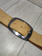 N-27 Elegáns női bőr divatöv (krém-barna mintás)