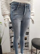 RE3118 VIVIEN SKINNY Push Up strasszköves farmernadrág
