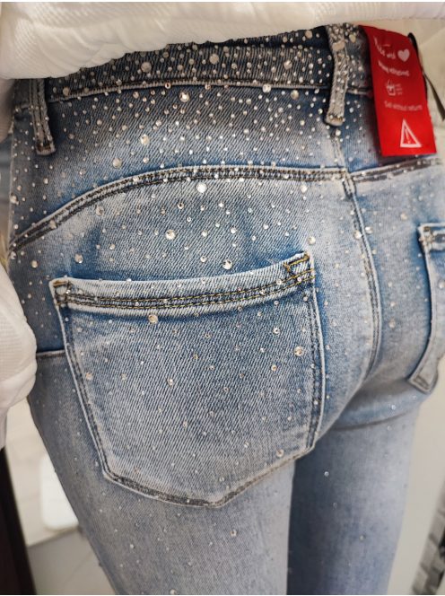 RE3118 VIVIEN SKINNY Push Up strasszköves farmernadrág